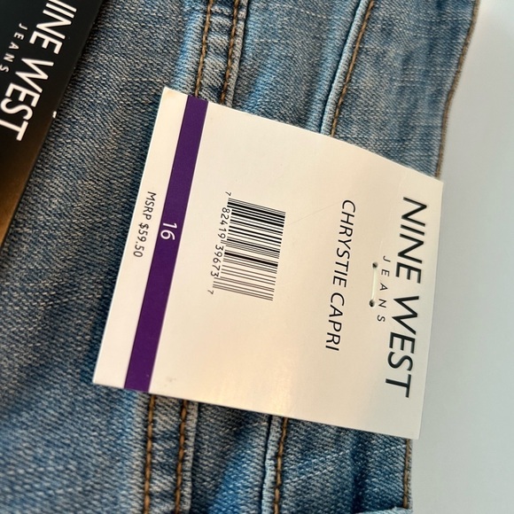 NWT Nine West Chrystie Capri Jeans - Picture 2 of 8